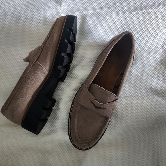 House of Harlow 1960 Gunner Light Taupe Suede Platform Lug Sole Loafers - Picture 9 of 14